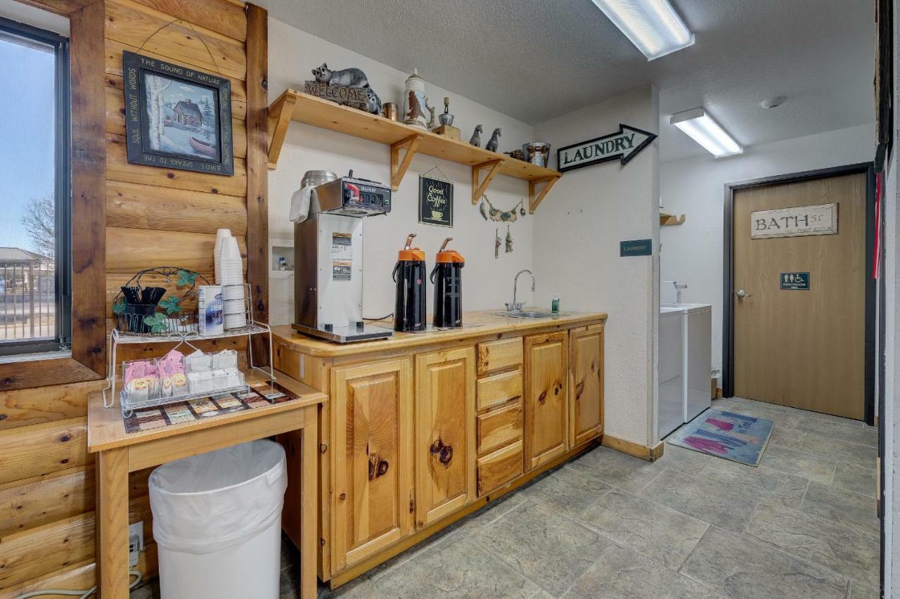 Booneslick Lodge - Neosho Exterior foto